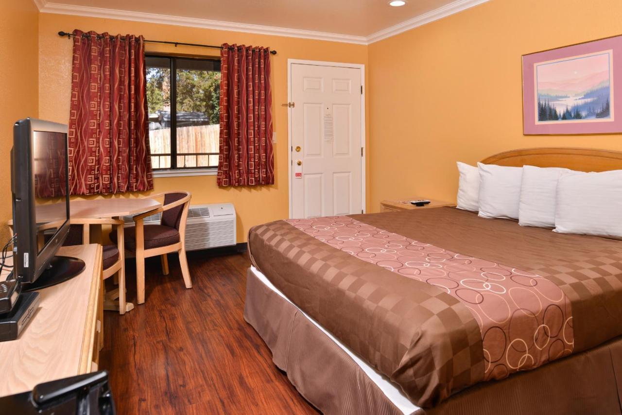 Americas Best Value Inn And Suites Clearlake Extérieur photo