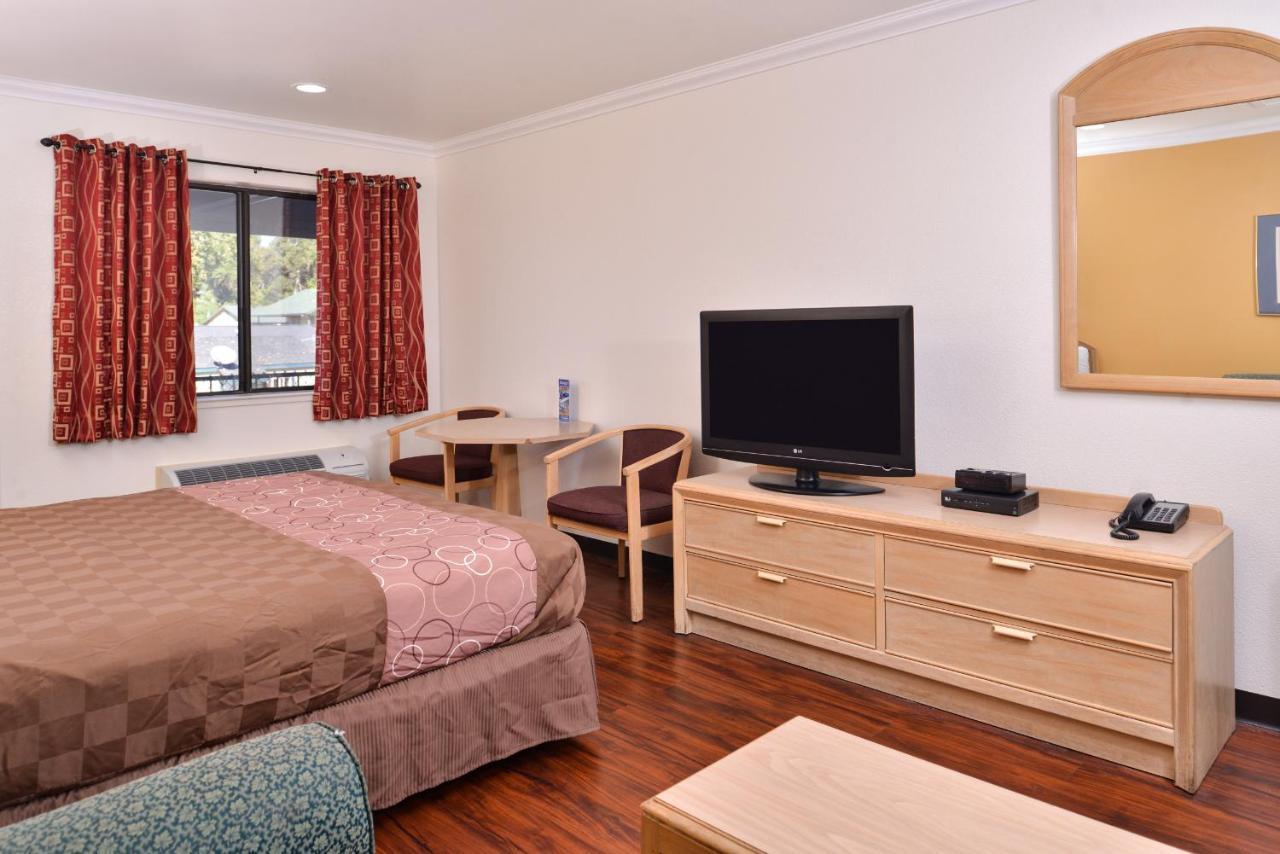 Americas Best Value Inn And Suites Clearlake Extérieur photo
