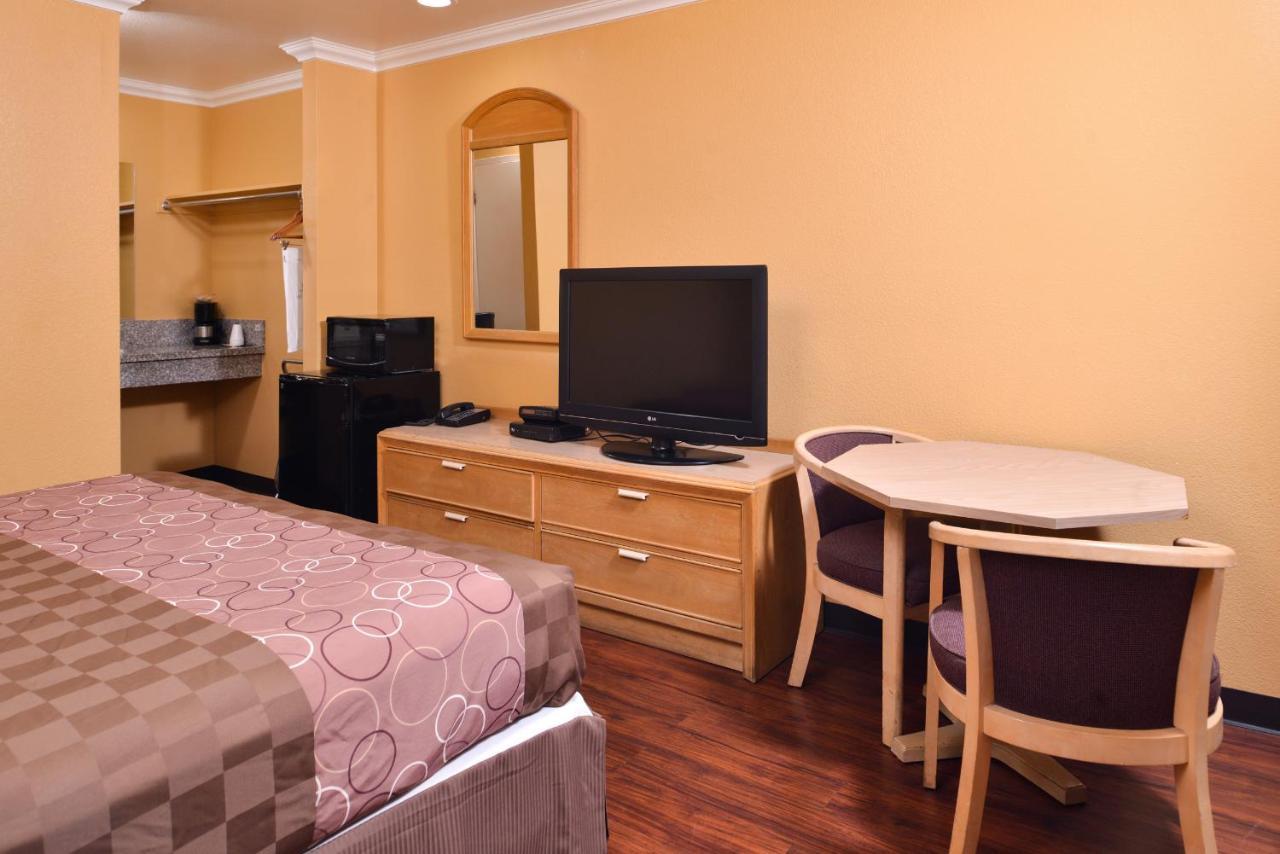 Americas Best Value Inn And Suites Clearlake Extérieur photo